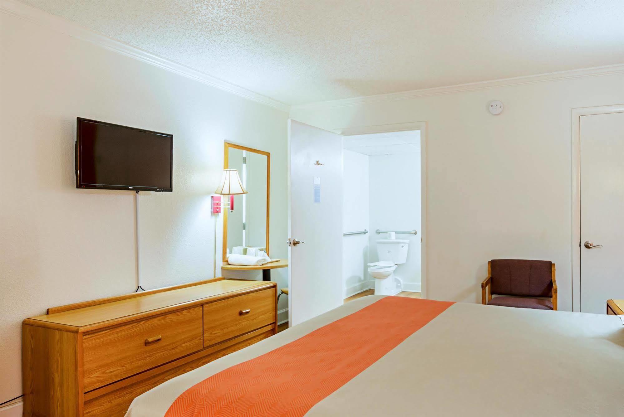 Motel 6-Perry, Ga ภายนอก รูปภาพ